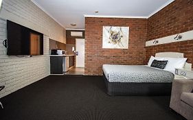 Albury Townhouse Motel